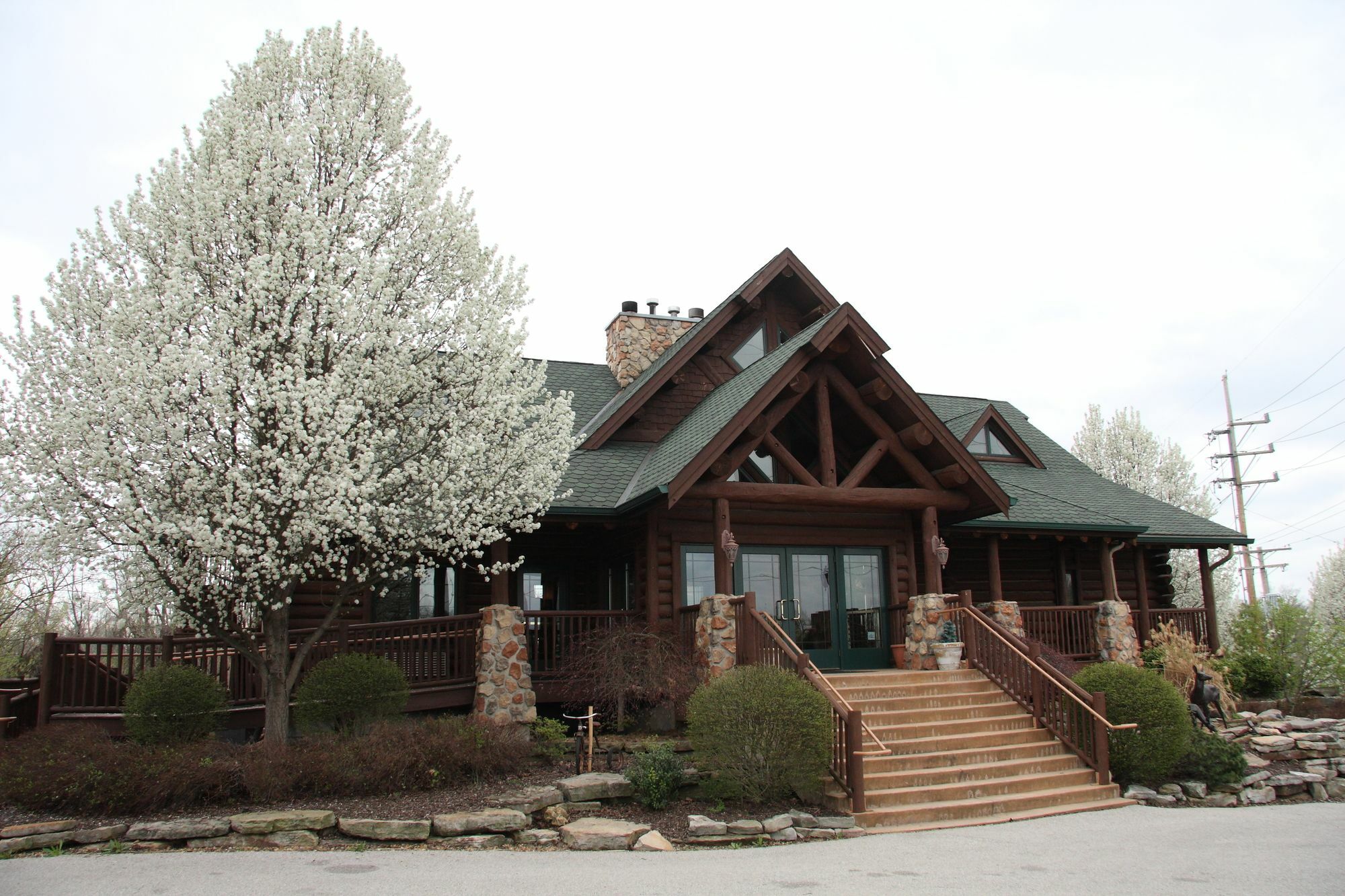 The Lodge At Grant'S Trail Saint Louis Exterior photo